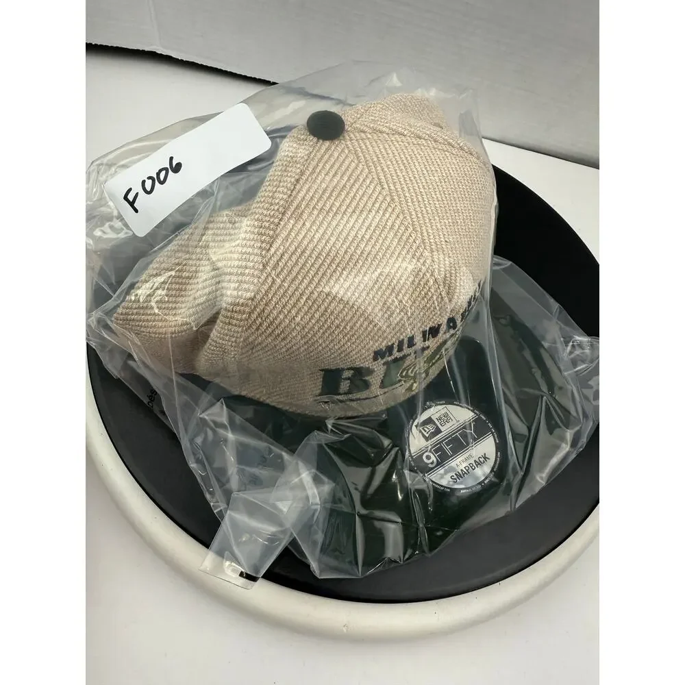 NEW ERA Milwaukee Bucks Two Tone Taupe Terry Heather Tan 9FIFTY Snapback NBA Hat